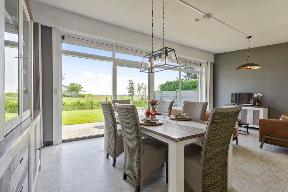 Vila Huswell - Bungalow With Garden At 5 Minutes From The Beach De Haan Exteriér fotografie